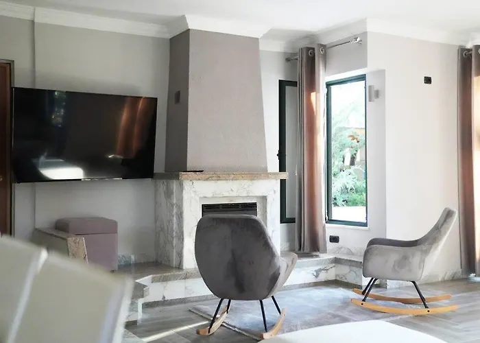 The Beachfront By Pikhost * 골렘