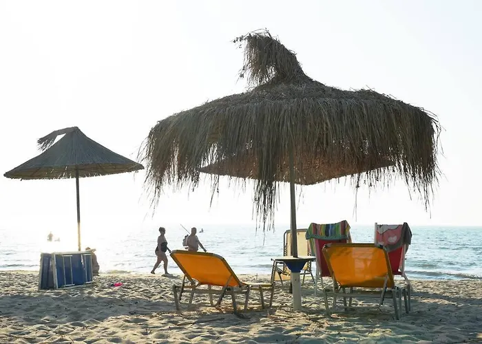 The Beachfront By Pikhost *