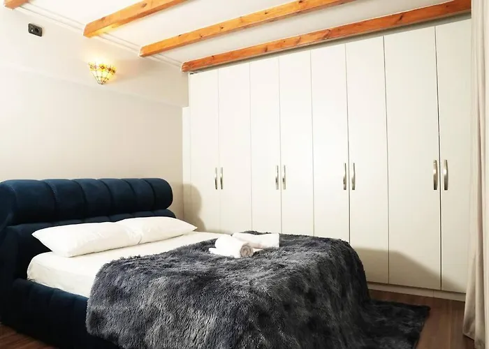 The Beachfront By Pikhost 아파트 골렘