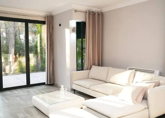 The Beachfront By Pikhost 아파트