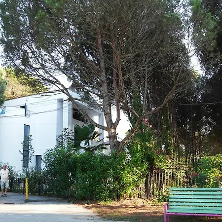 The Beachfront By Pikhost Lejlighed Golem (Tirana)