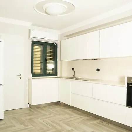 The Beachfront Daire *