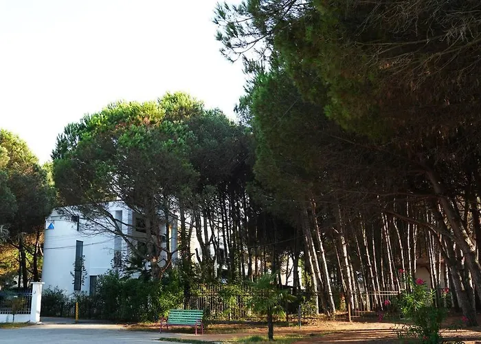 The Beachfront By Pikhost Lejlighed *